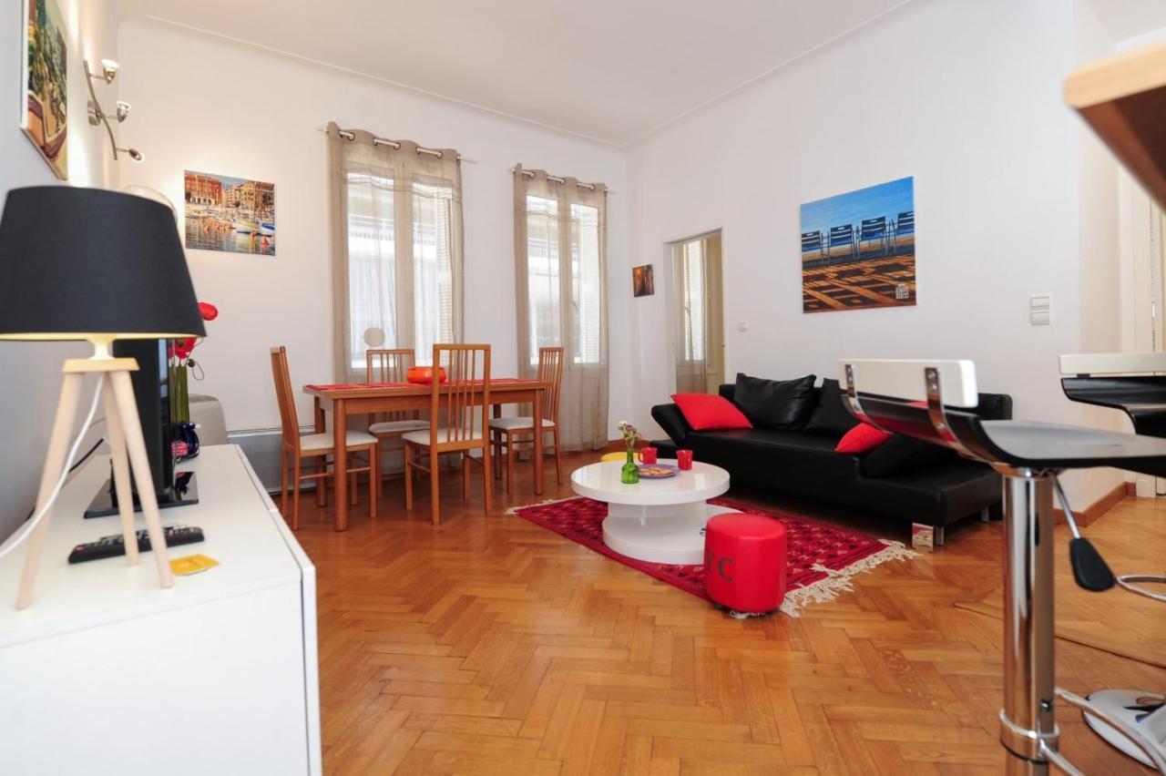 Le Savoy Palace - Five Stars Holiday House Nisa Exterior foto